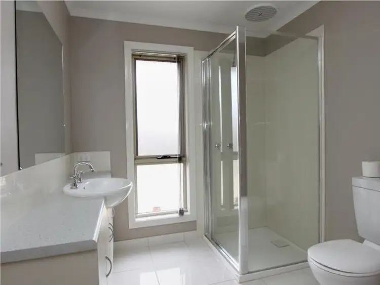 Seventh view of Homely house listing, 6 Mingay Close, Truganina VIC 3029