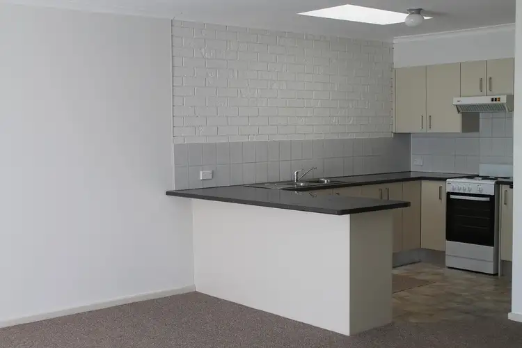 Fifth view of Homely unit listing, 5/5 Drinnan Close, Surf Beach NSW 2536