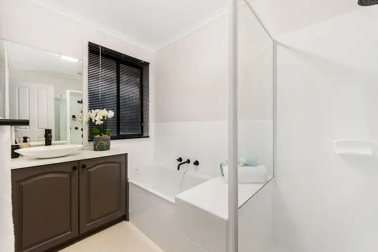 Seventh view of Homely house listing, 27 Anakie Walk, Delahey VIC 3037