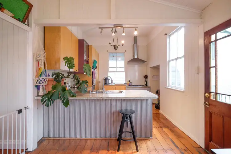 Sixth view of Homely house listing, 122 Gladstone Road, Highgate Hill QLD 4101
