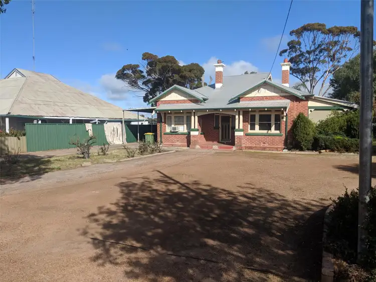 26 Dampier Street, Bruce Rock WA 6418