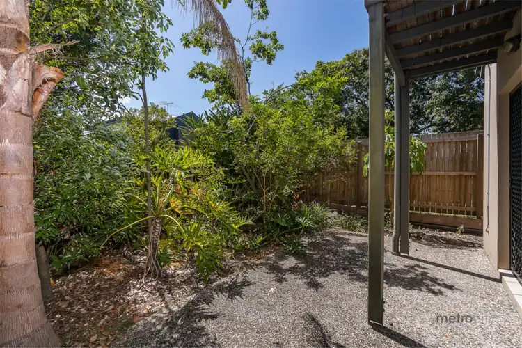 Fifth view of Homely townhouse listing, 2/150 Riding Road, Balmoral QLD 4171