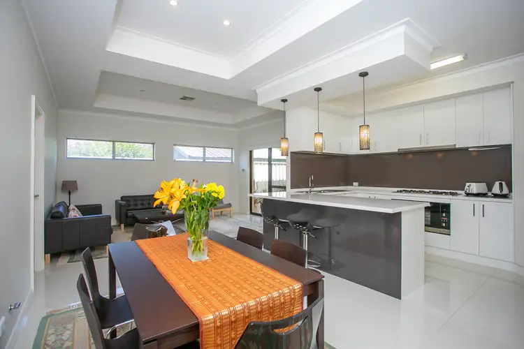 15B Tillingdon Way, Morley WA 6062