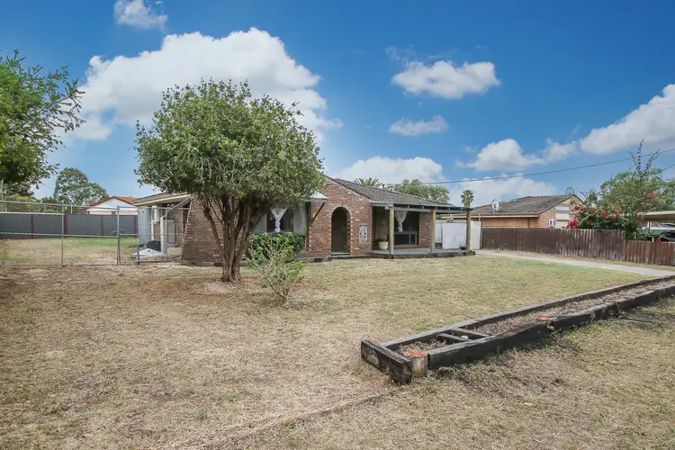Second view of Homely house listing, 13 Becket Court, Camillo WA 6111