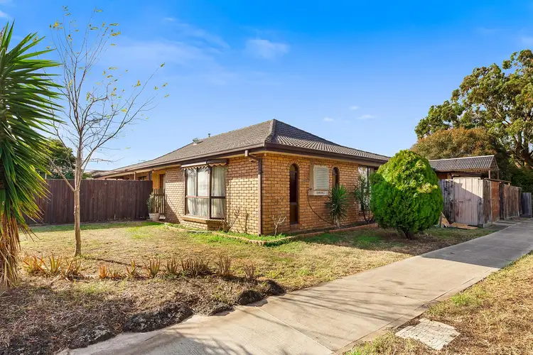 41 Angourie Crescent, Taylors Lakes VIC 3038