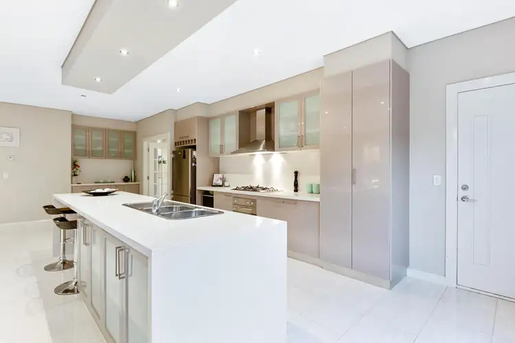 Fifth view of Homely house listing, 15 Tarago Terrace, Taylors Hill VIC 3037