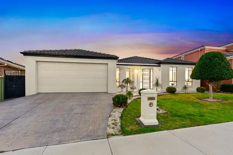 43 Mc Cubbin Drive, Taylors Lakes VIC 3038