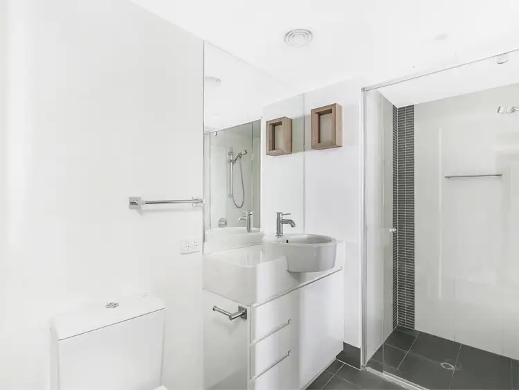 Fifth view of Homely apartment listing, 304/18 Merivale Street, South Brisbane QLD 4101