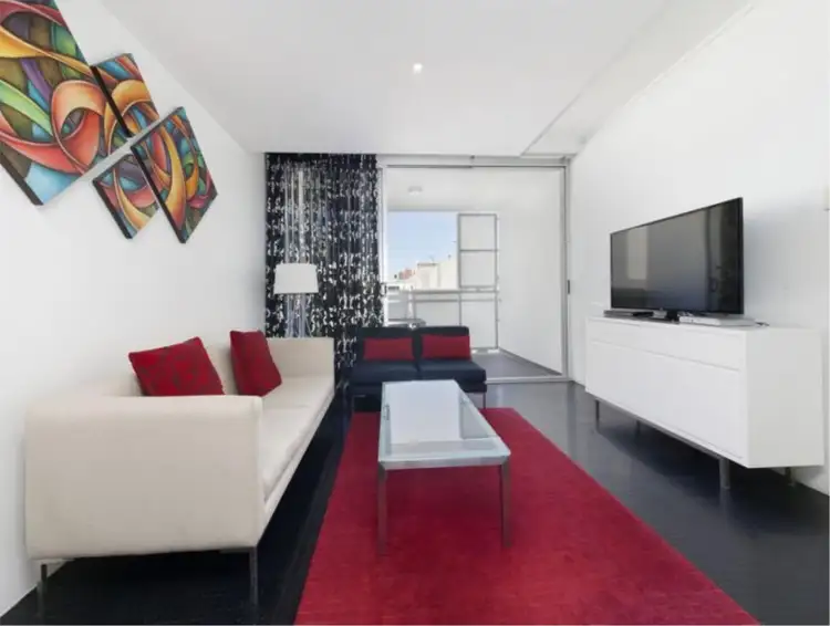 216/41 Robertson Street