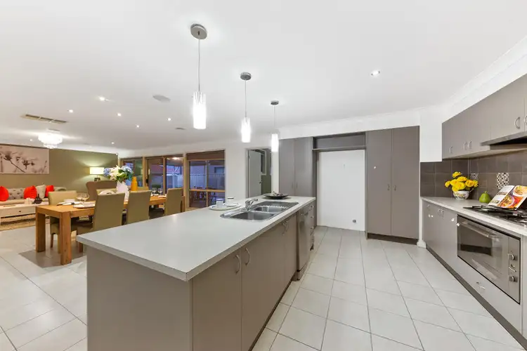 Fifth view of Homely house listing, 18 Bowman Court, Taylors Hill VIC 3037