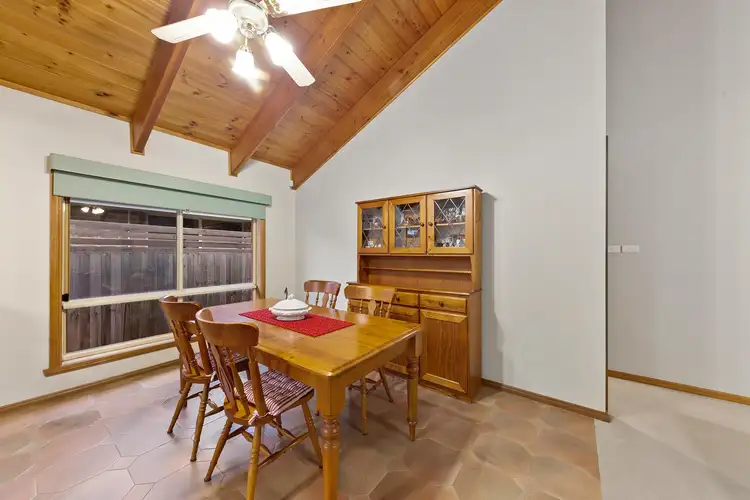 Fifth view of Homely house listing, 3 Landau Court, Taylors Lakes VIC 3038