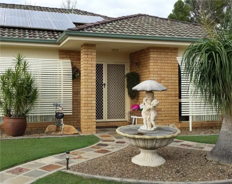 18 South Eden Court, Cooroy QLD 4563