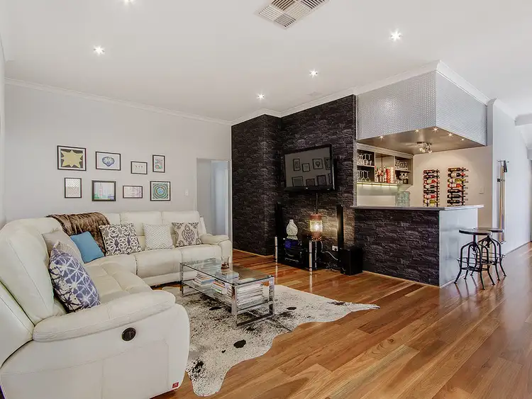 Sixth view of Homely house listing, 10 Peelhurst Way, Baldivis WA 6171