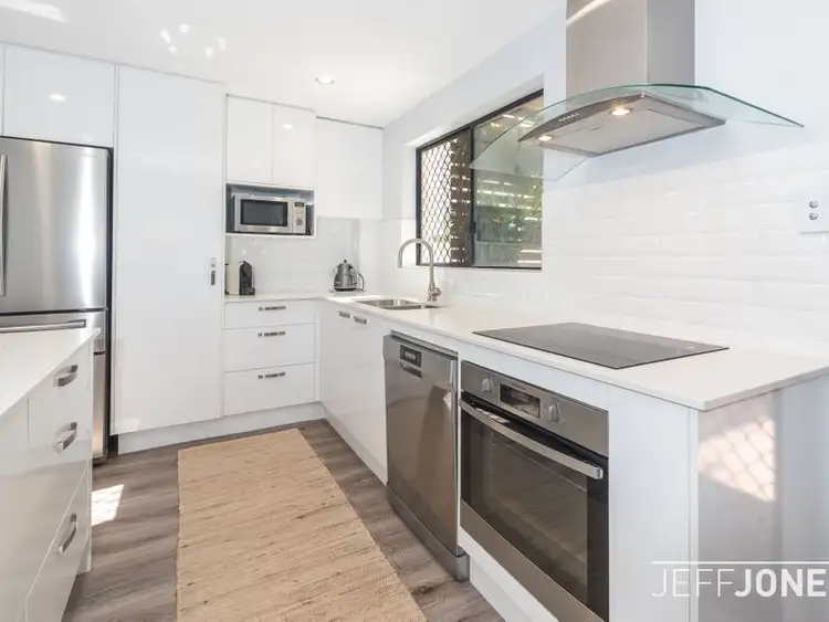 Third view of Homely apartment listing, 3/192 Juliette Street, Greenslopes QLD 4120