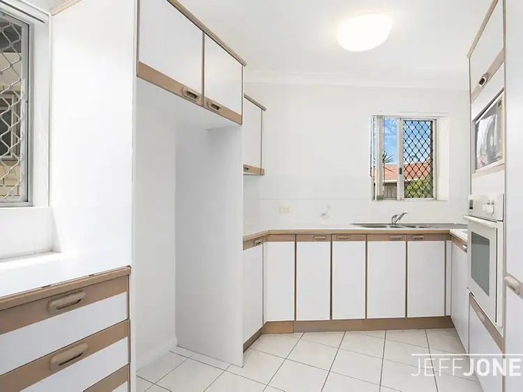 Fourth view of Homely unit listing, 6/33 Kirkland Avenue, Coorparoo QLD 4151