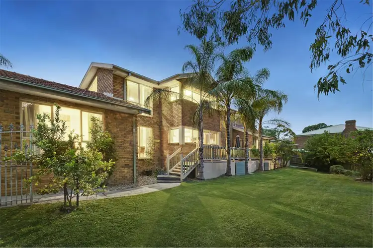 31 Cambrian Court, Eltham North VIC 3095