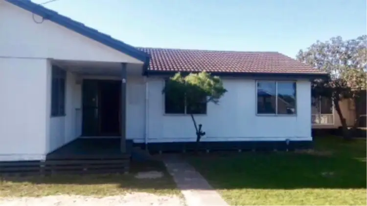 Second view of Homely house listing, 6 Felstead Avenue, Horsham VIC 3400