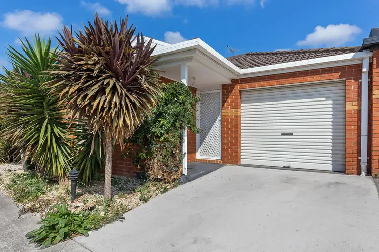 4/21 Patonga Drive, Delahey VIC 3037