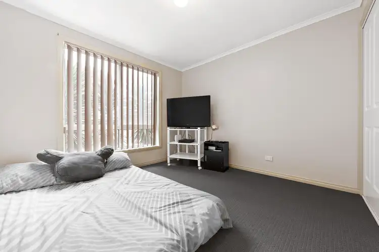 Fourth view of Homely unit listing, 4/21 Patonga Drive, Delahey VIC 3037