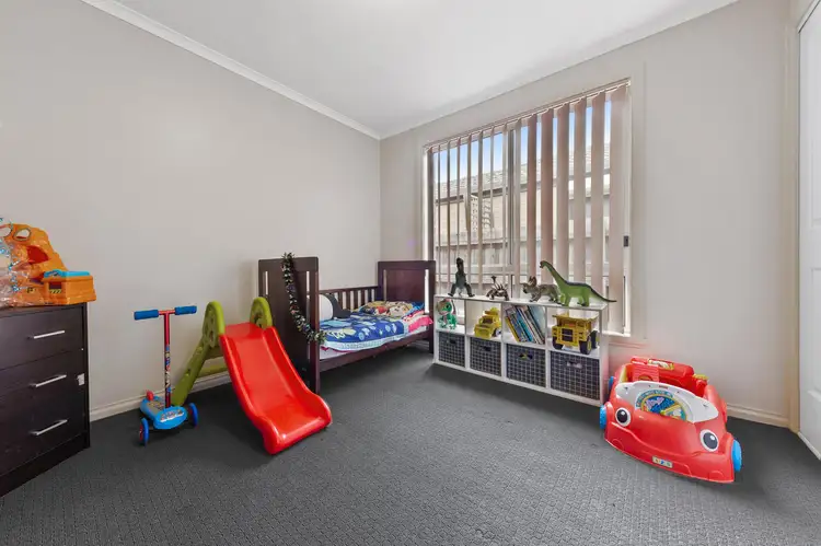 Fifth view of Homely unit listing, 4/21 Patonga Drive, Delahey VIC 3037