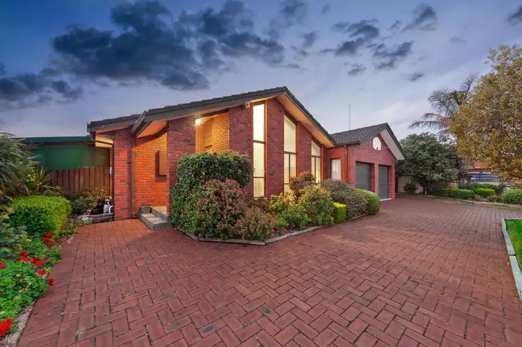 4 Alcott Place, Delahey VIC 3037
