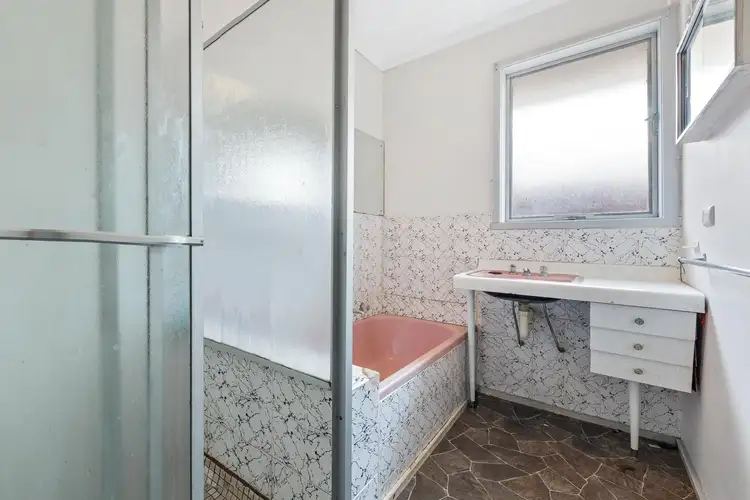 Sixth view of Homely house listing, 14 Blendon Avenue, St Albans VIC 3021