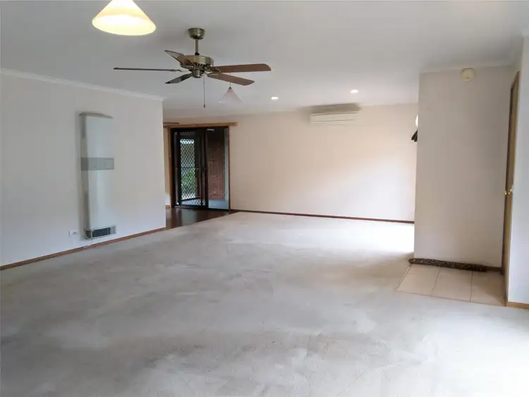 Second view of Homely house listing, 2/19 Patrick Street, East Bendigo VIC 3550