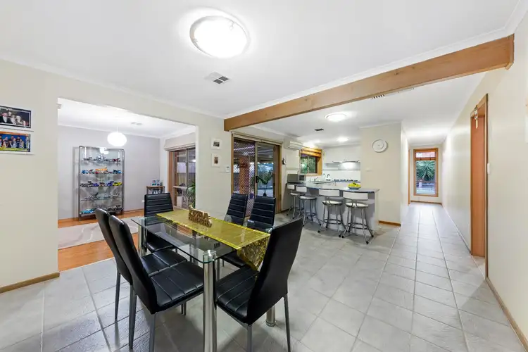 Seventh view of Homely house listing, 28 Coleridge Drive, Delahey VIC 3037