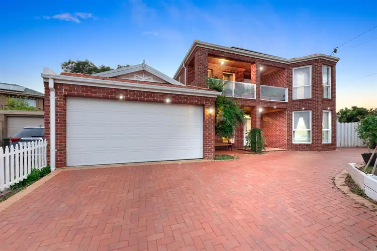 8 Scenic Place, Kealba VIC 3021