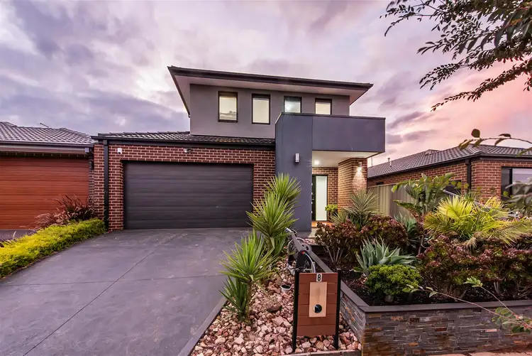 8 Kirkwood Ave, Fraser Rise VIC 3336