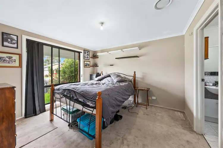 Seventh view of Homely house listing, 7 Oat Close, Delahey VIC 3037