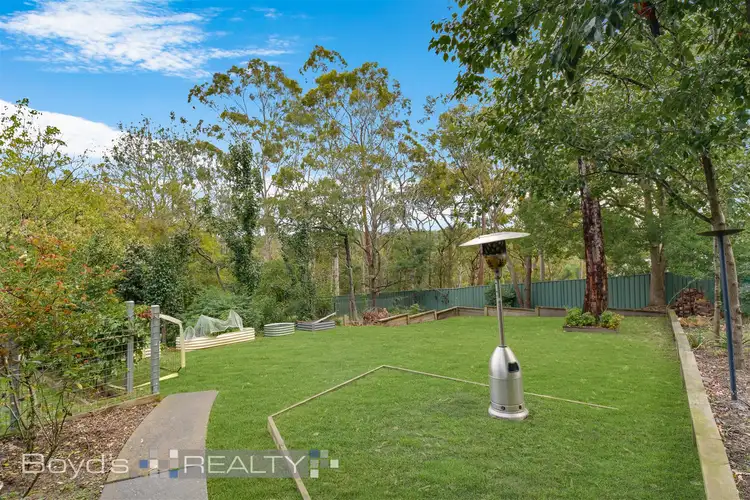 16 Kristine St, Winmalee NSW 2777