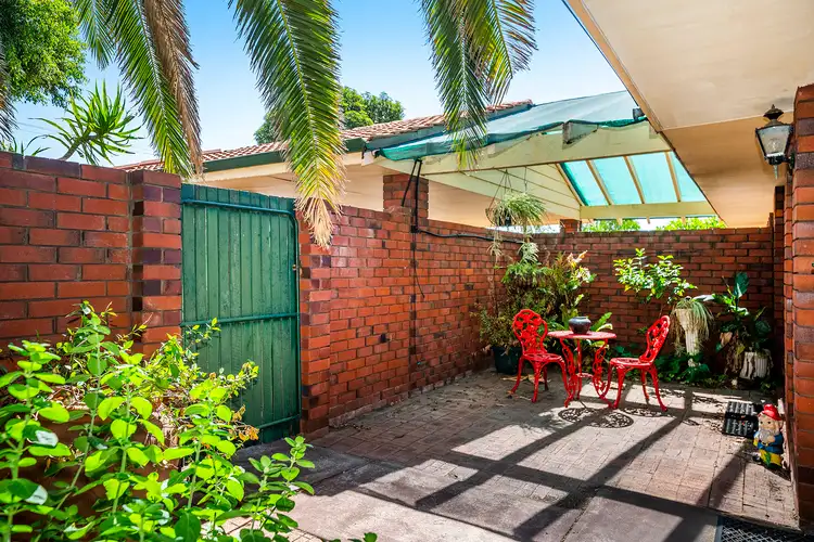 100A Huntriss Road