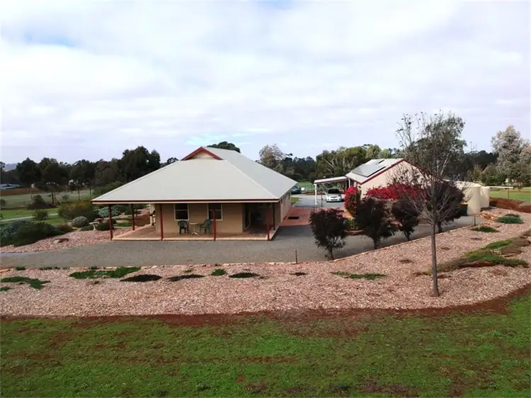 38 Catholic Church Rd, Mintaro SA 5415