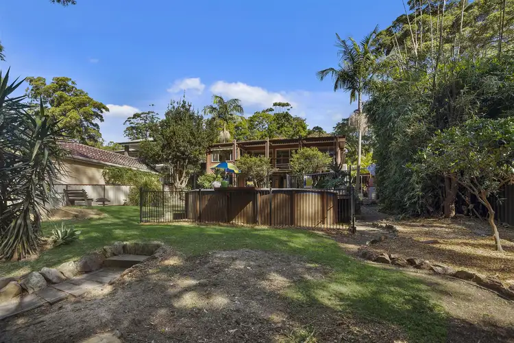 15 Carisbrooke Avenue, New Lambton Heights NSW 2305