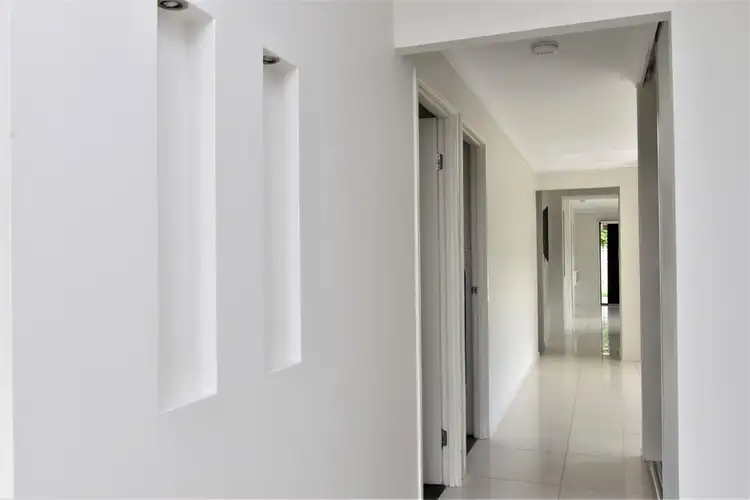 Fifth view of Homely house listing, 9 Bowerbird Place, Calamvale QLD 4116