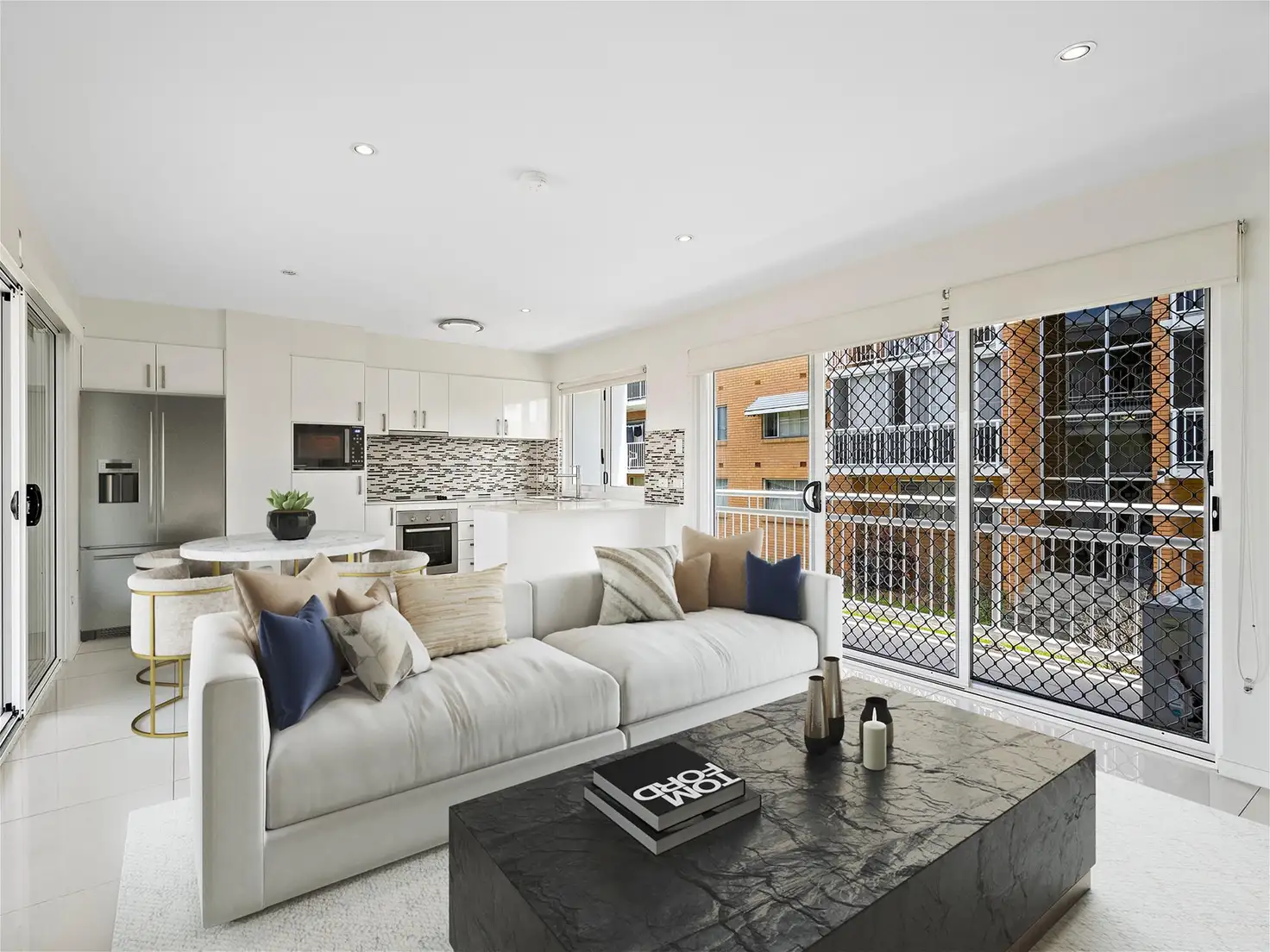 Main view of Homely townhouse listing, 2/679 Wynnum Road, Morningside QLD 4170