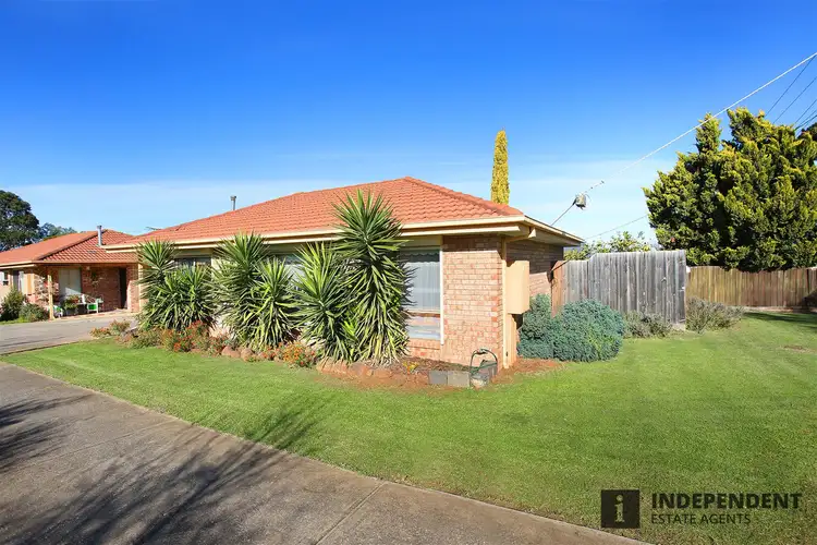 5/50-52 station road, Melton South VIC 3338