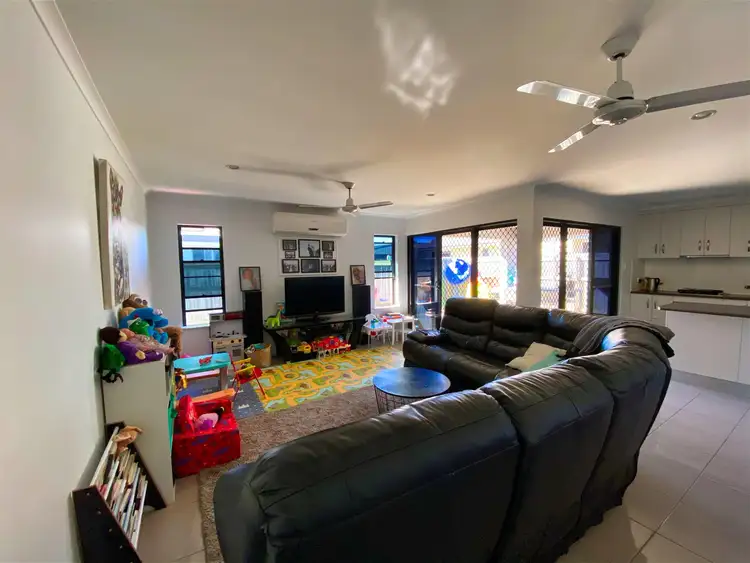 Fourth view of Homely house listing, 2 Lancaster Way, Ooralea QLD 4740