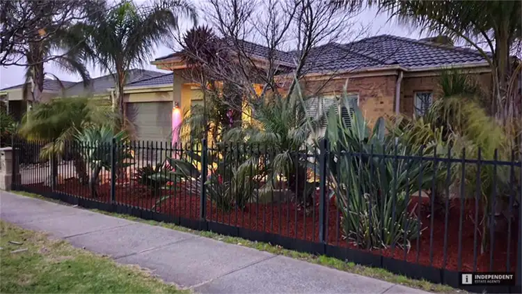 Third view of Homely house listing, <![CDATA[6]]> <![CDATA[Aisbett Close  ]]>, Lynbrook VIC 3975