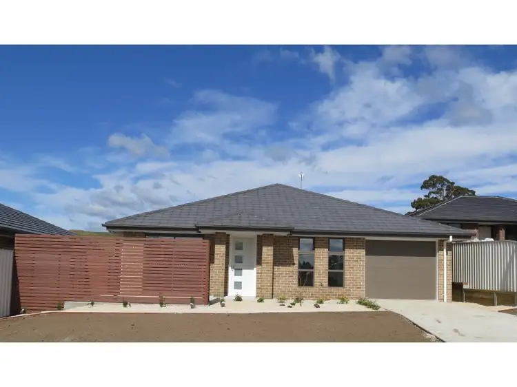 Main view of Homely unit listing, 2 Meadow Court, Riverside TAS 7250