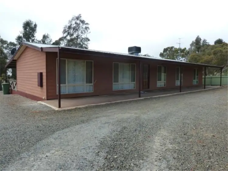 29 Commercial Road, Watervale SA 5452