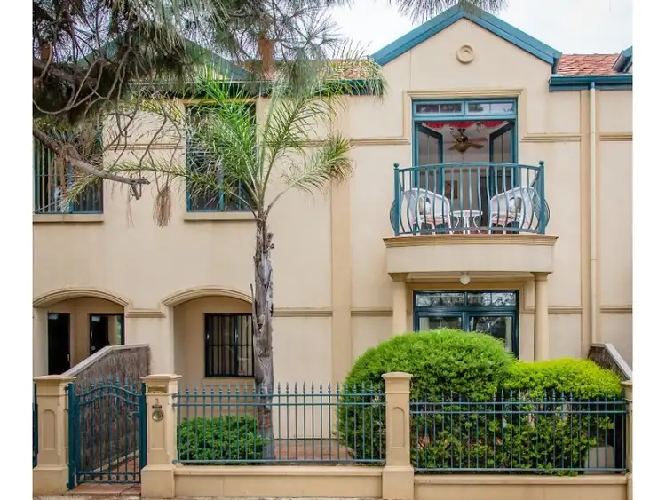 3/2 Chatswood Court, Oakden SA 5086