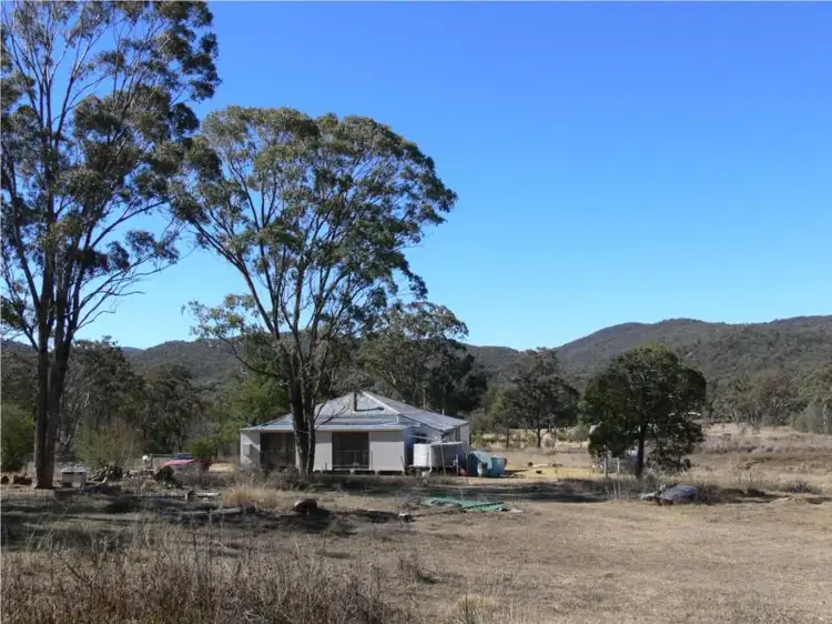 2501 Pyramids Road, Wyberba QLD 4382