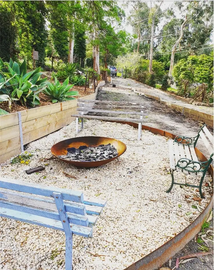 23 Old Reservoir Rd, Belgrave VIC 3160
