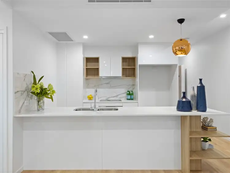 Second view of Homely unit listing, 4/11 Annie Street, Camp Hill QLD 4152