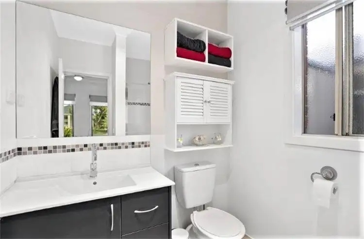 Fourth view of Homely house listing, 18 Lewisham Place, Craigieburn VIC 3064