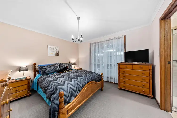 Fifth view of Homely house listing, 11 Crown Court, Kings Park VIC 3021