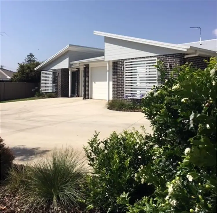 Third view of Homely unit listing, 2/24 Nugent Crescent, Wilsonton QLD 4350