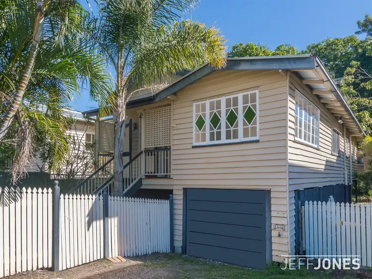 63 Henry Street, Greenslopes QLD 4120